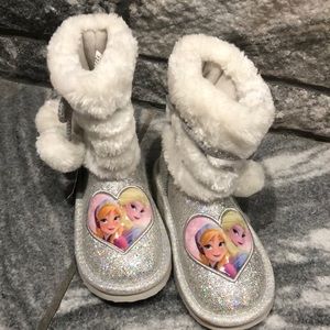 Disney frozen boots brand new  toddler size 10